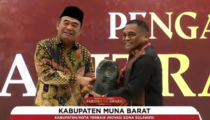 Dinobatkan sebagai Kabupaten Terbaik Inovasi Zona Sulawesi, Mubar Dianugerahi Paritrana Award 2024