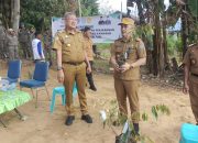 Pj Wali Kota Kendari Tanami Lahan Kosong di Kelurahan Tobuha