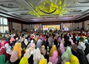 Ribuan Emak-Emak Padati Dzikir Akbar Maulid Nabi Bersama AJP-ASLI dan Ustadz Solmed