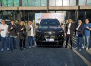 New Fortuner 2024 Resmi Mengaspal di Kendari! Produk Toyota Pertama di Indonesia yang Memiliki In-Car Wifi Hotspot via Fitur T Intouch