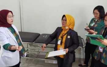 Survei Akreditasi tim LARS di RSUD Antero Hamra Kendari