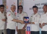 Pemkot Kendari Terima Penghargaan TPAKD Award Tahun 2024 dari OJK