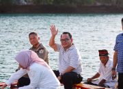 Pj Gubernur Sultra Kunjungi Danau dan Terowongan Napabale di Kabupaten Muna