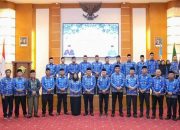 Sekda Sultra Lepas Kafilah Provinsi Sultra pada MTQ VII MTQ VII Korpri di Kalimantan Tengah
