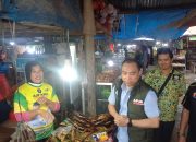 Paslon AJP-ASLI Banjir Dukungan saat Blusukan ke Pasar Panjang