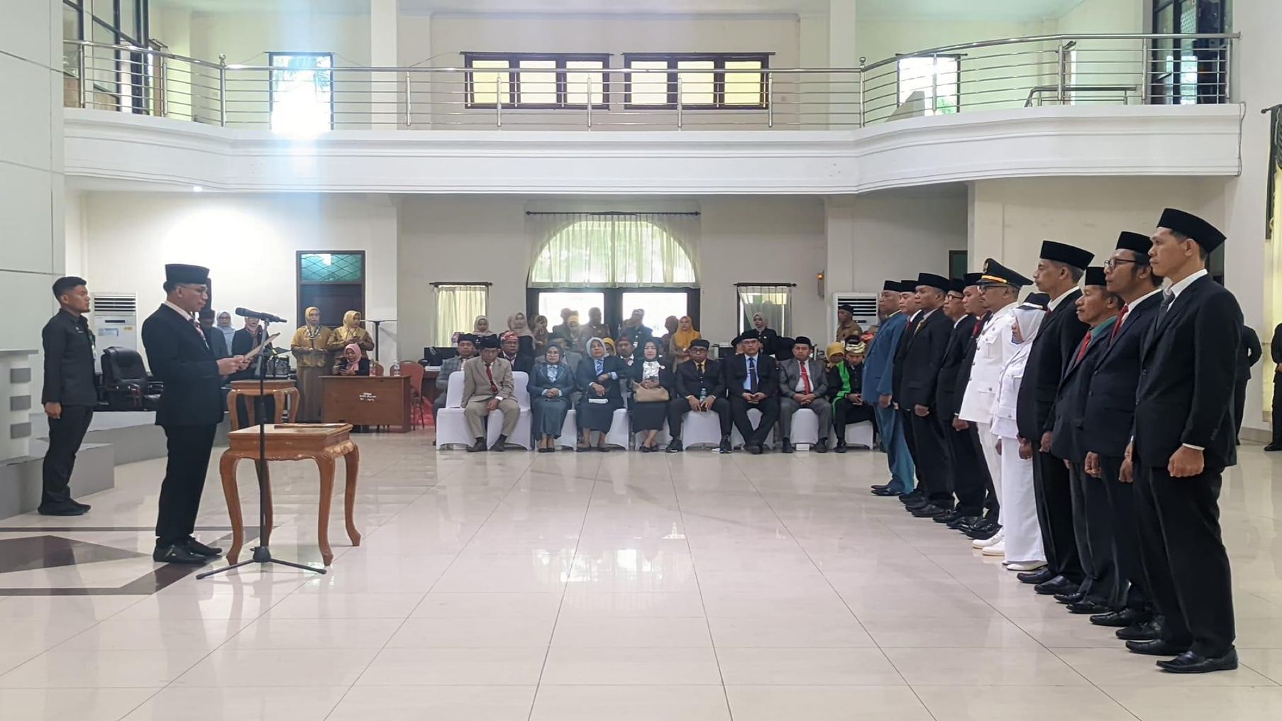 Pelantikan pejabat administrator dan pengawas lingkup Pemkot Baubau