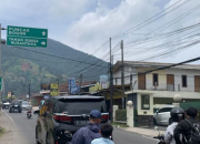 Polres Cianjur Terjunkan tim Pengurai Antrean di Jalur Utama Puncak