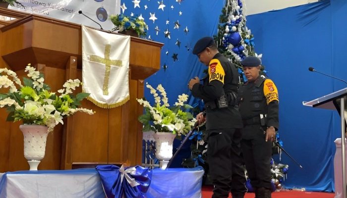 Jelang Malam Natal, Gegana Pastikan Gereja di Kendari Bebas Ancaman