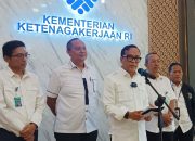 Wamenaker: Negara Hadir Bersama Buruh Sritex