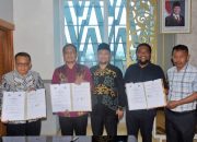 Ketua DPRD Bersama Ketua Bapemperda Hadiri Penandatanganan MoU Antara Pemkot Kendari dengan DPJB Sultra