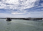 Ekonom Taksir Kerugian Akibat Pagar Laut Capai Rp116,91 miliar