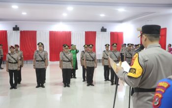 Serah Terima Jabatan (Sertijab) 12 Pejabat Polresta Kendari