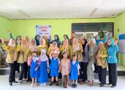 Pj Ketua TP PKK Kota Kendari Kunjungi Posyandu di Kelurahan Padaleu