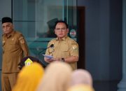 Pimpin Apel Gabungan, Pj Gubernur Sultra: Jangan Pernah Lelah Mencintai Sultra Dengan Cara Bekerja Baik