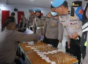 Hindari Penyalahgunaan Narkoba Dilingkungan Polri, Puluhan Personil Polresta Kendari Laksanakan Tes Urine