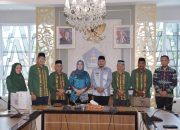 Wali Kota Kendari Membayar Zakat dan Ajak ASN Berzakat di Baznas Kota Kendari
