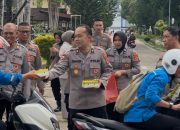 Pererat Kebersamaan dengan Masyarakat, Biro SDM Polda Sultra Kembali Berbagi Takjil
