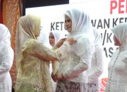 Ketua Dekranasda Sultra Lantik Ny. Shintya Putri Anawula sebagai Ketua Dekranasda Kota Kendari Masa Bakti 2025-2030
