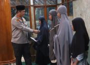 Kapolresta Kendari Gelar Buka Bersama Anak Yatim dan Berikan Santunan
