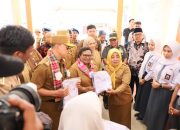 Gubernur Sultra bersama Wamendagri Dukung Inovasi Pendidikan di Baubau, Dorong Kemandirian SMK Melalui Produksi Seragam Sekolah