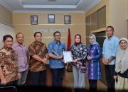 Wali Kota Kendari Kunjungi Kepala BPPW Sultra, Bahas Penanganan Sampah dan Air Bersih