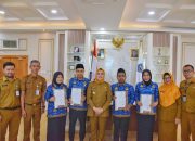 Wali Kota Kendari Serahkan 61 SK CPNS Formasi 2024