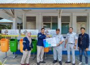 Jasa Raharja Sultra Serahkan Bantuan Bak Sampah kepada Pelabuhan ASDP Ferry Kolaka