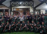 Wujud Sinergitas di Hari Bhayangkara ke-79, Yonif 725/Woroagi Sambangi Mako Brimob Polda Sultra Beri Ucapan Selamat