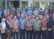 Sidak Kantor Bapenda, Wakil Gubernur Sultra Tegaskan Pentingnya Disiplin