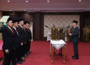 Gubernur Sultra Lantik Direksi dan Dewan Pengawas Perumda Utama Sultra, Ini Daftar Namanya 