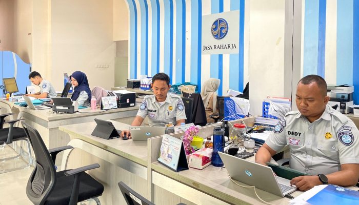 Jasa Raharja Sultra Gencarkan Program Keselamatan Lalu Lintas di Titik Rawan Kecelakaan