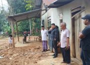 Anggota DPRD Kendari Fadhal Rahmat Kunjungi Lokasi Tanah Longsor di Kelurahan Anggalomelai