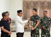 Pemkab Koltim Serahkan Hibah Tanah kepada Korem 143/Halu Oleo