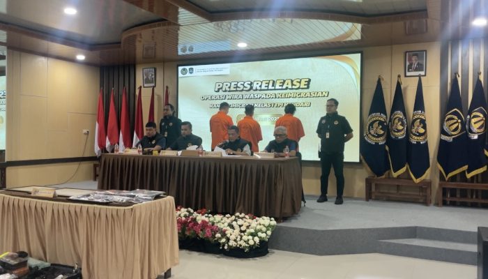 Imigrasi Kendari Amankan 3 WNA asal Tiongkok, Overstay hingga Diduga Lakukan Aktivitas Ilegal