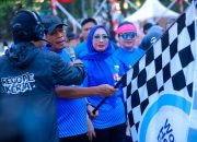 Wagub Sultra Lepas Peserta Jalan Sehat Peringati Hari Hepatitis Sedunia 2025