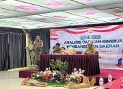 Staf Ahli Gubernur Sultra Buka Rapat Analisis Capaian Kinerja Pembangunan Daerah Tahun 2025