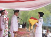 Pemprov Sultra Gelar Upacara HUT ke-80 RI, Enam ASN Terima Satyalancana Karya Satya