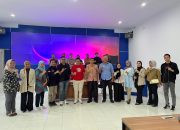 Diskominfo Sultra Gelar Rapat Persiapan Rakornas Produk Hukum Daerah 2025 Bersama Media