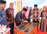 Kakanwil Kemenag Sultra Resmikan Ruang Guru, Gedung Olahraga dan Madrasah Digital MAN 1 Kendari