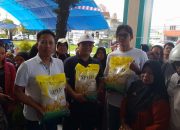 Warga Serbu Gerakan Pangan Murah di Kecamatan Baruga, 4 Ton Beras Ludes