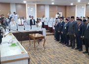 Perdana, Rektor Prof Armid Lantik 31 Pejabat Baru di Lingkup UHO
