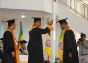 Pasca Dilantik Menjadi Rektor UHO, Prof Armid Kukuhkan 954 Wisudawan