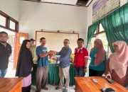 Dinas Pertanian Kendari Serahkan Bantuan Benih Jagung Pakan kepada 70 Poktan di Kendari