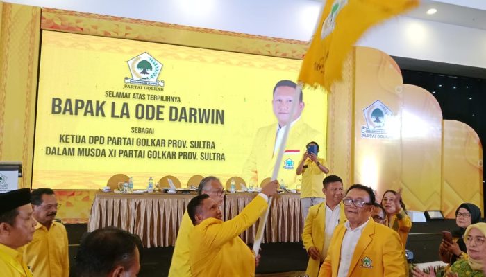 Terpilih  Aklamasi, La Ode Darwin Pimpin Golkar Sultra 2025 - 2030