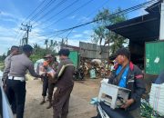 Ditlantas Polda Sultra Gelar Jumat Berkah, Salurkan Bansos bagi Warga Kota Kendari