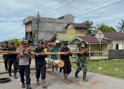 Sinergitas TNI Polri dan Masyarakat Bangun Jembatan Darurat di Aceh Singkil