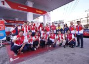 Pertamina Patra Niaga Sulawesi Hadirkan Santa Claus di SPBU Pertamina Manado, Pelanggan Rasakan Natal yang Berbeda