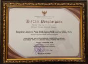 Berantas Mafia Tanah, Kapolda Sultra Raih Pin Emas dari Menteri ATR/BPN