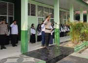 Dirbinmas Polda Sultra Pimpin Pelaksanaan Upacara Bendera di MTsN 1 Kendari