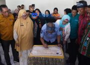 Bupati Kolaka Resmikan Puskesmas Polinggona